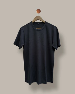 T-shirt tricot básica preta - loja online