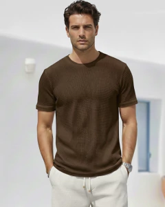 T-shirt tricot básica marrom escuro na internet