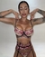 Conjunto Ariana na internet