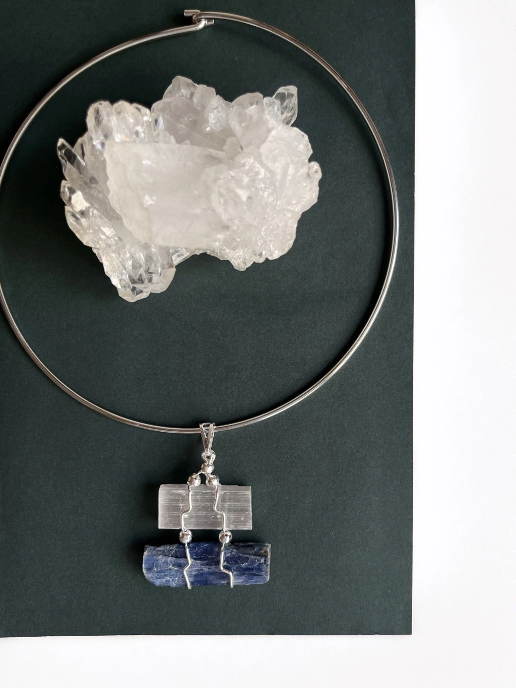 Gargantilha Conexão | Selenita + Cianita Azul | Prata