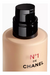 Chanel® Fond De Teint Revitalisant: Base de Maquillaje con Extracto de Camelia Roja en Tono BR22 - Styla