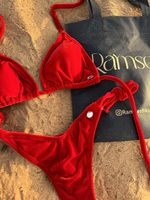 Bikini Tobías c/ Rojo Velvet - comprar online