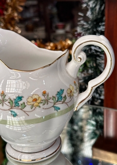 lechera en porcelana tuscan - tazas mias