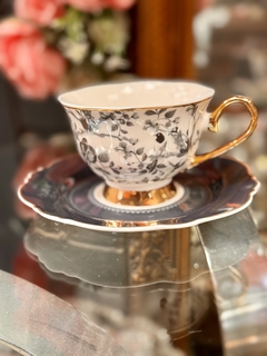 Taza de té en porcelana diseño pajaritos en internet