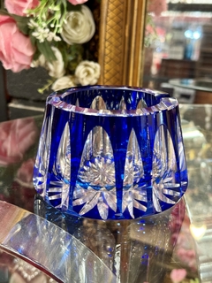 Cenicero de cristal tallado