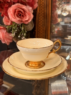 Trio de té Hammersley amarillo en internet