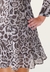 Saída VESTIDO Chemise Evasê Manga 3/4 Babados Curto Crepe Semitransparente Estampado Animal Print Onça Cinza - loja online