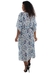 Saída Floral Vestido Kaftan Longo Bata Crepe Azul Fundo Branco - comprar online