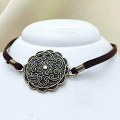 Colar Marrom Escuro Boho Chic Pingente Country - Ouro Velho na internet