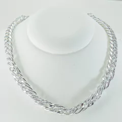 Colar Corrente Prateada com Elos Variados - Unissex