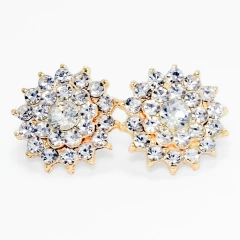 Brinco Feminino Cravejado de Strass