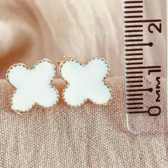 Brinco Trevo de Quatro Folhas Pequeno - GRM Bijuterias