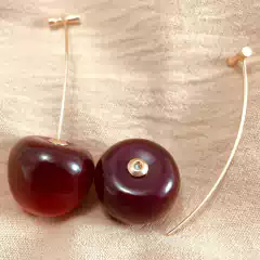 Brinco Cereja Cherry na internet