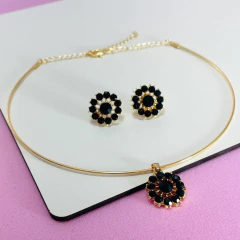 Kit Choker Argola com Pingente e Brinco Strass Conjunto - comprar online