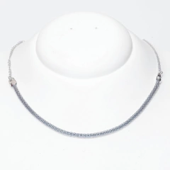 Colar Choker Corrente Singular Prateada na internet