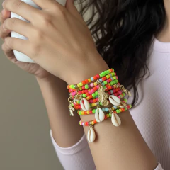 Kit de Pulseira Bracelete de Miçangas Coloridas e Pingentes Moda Mar - comprar online