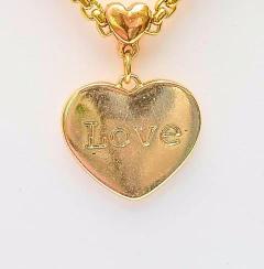 Colar Dourado com Pingente Coração e Moda Religiosa, Corrente Veneziana | Acessório Bijuteria