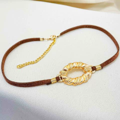 Imagem do Colar Marrom Claro Boho Chic Pingente Dourado - Country