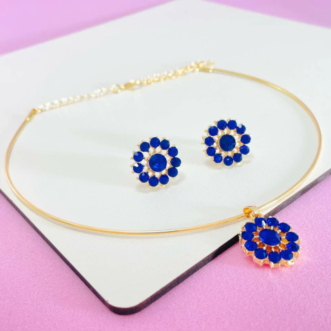 Kit Choker Argola com Pingente e Brinco Strass Conjunto