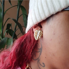 Brincos Elegantes Femininos Dourado Variados