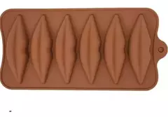 Molde Silicona Bombones X6 Beso Boca Labio Kiss Me Besame - comprar online