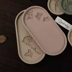 Molde Silicona Bandeja Ovalada Con Mariposas Resina, Yeso - Lua Distribuidora