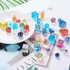 Molde silicona mini cuadrados dije en internet