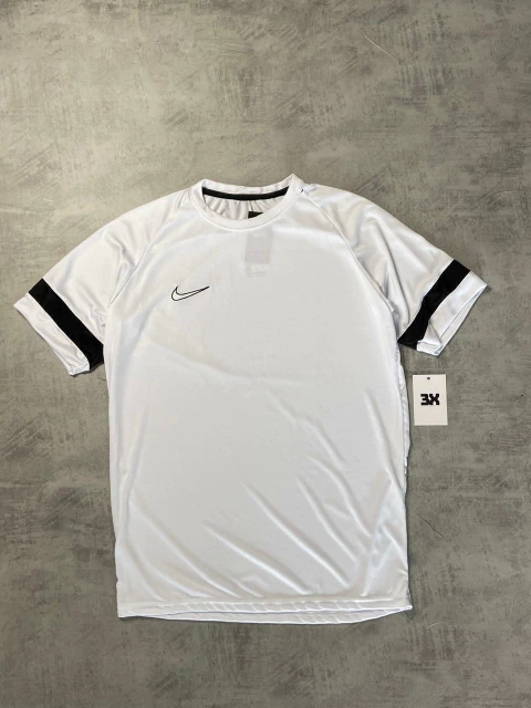 CAMISETA NK ACADEMY PRO DRI-FIT - BRANCO