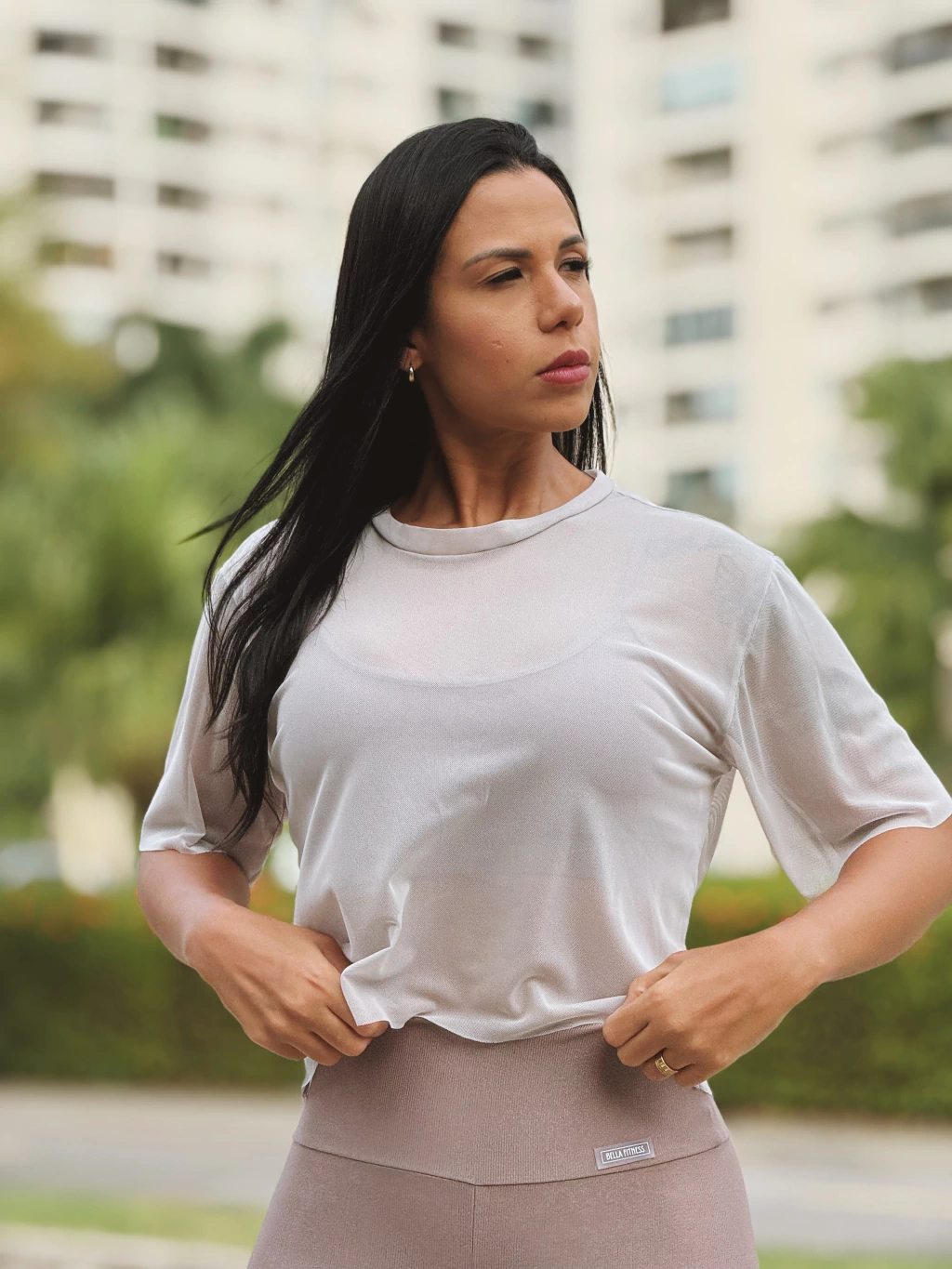 Cropped Bela em tule Areia