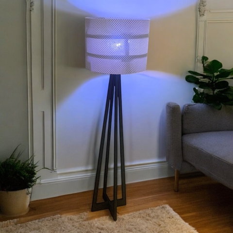 Lampara de pie con luz