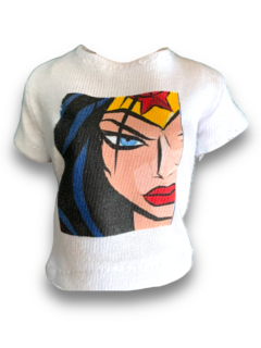 Remera estampada - Mujer maravilla