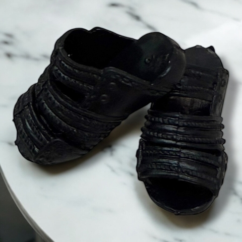 Sandalia negra - comprar online