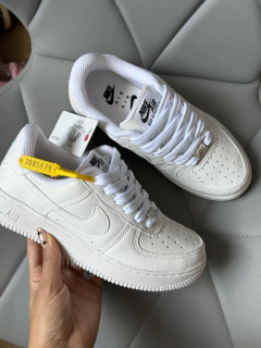 Nike Air Force 1 Branco na internet