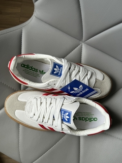 Adidas Sambae Vermelho na internet