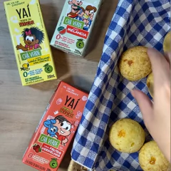 Caixa c/ 27und Chá Verde YAI Frutas Vermelhas Turma da Mônica 200ml - loja online