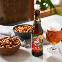 Kit c/ 6und Cerveja BROOKLYN East Ipa Garrafa 355ml - Fruttato