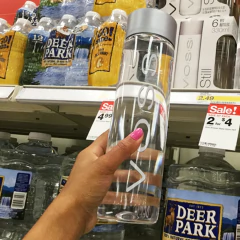 Água Mineral Natural VOSS Norueguesa Vidro 800ml na internet