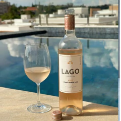 Vinho Verde Português LAGO Rosé DOC 750ml (3 Garrafas) na internet