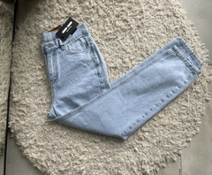 JEANS MOM