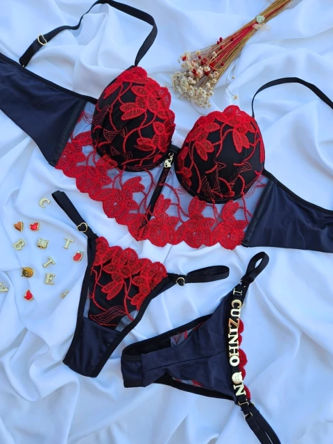 Conjunto Pétalas Bordado Com Bojo - Incluir Letras Depois - comprar online