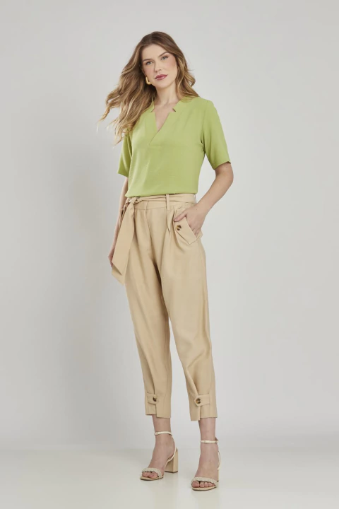 Calça Carrot Em Viscose Bege