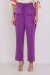 Calça Pescador Esportiva Cupro Touch Roxo com bolsos frontais e cintura ajustável.