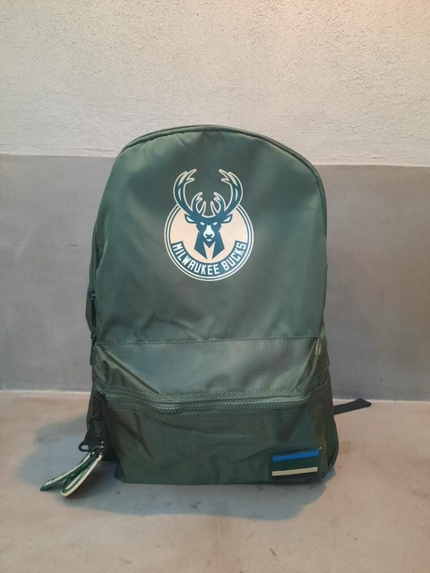 Mochila NBA - Milwaukee Bucks con llavero
