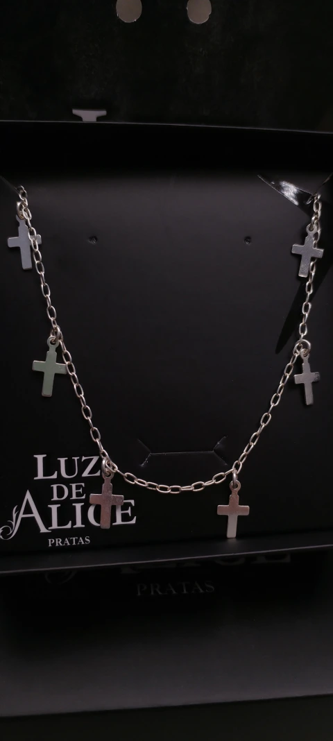 CHOKER COM CRUZ PENDURADA 11MM 40CM