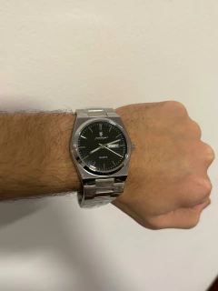 Reloj Poedagar 821 (Plateado con Verde) - Simax Shop SAS