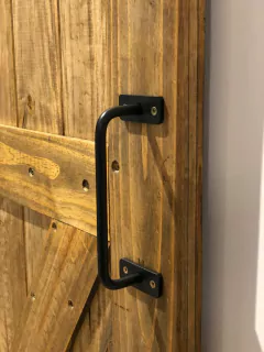 Puerta granero - Taller Raíces