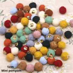 Mini Pompom para chaveiro na internet