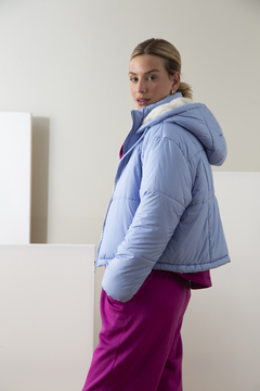 CAMPERA IVONNE OJOROJO CELESTE TALLE M - comprar online