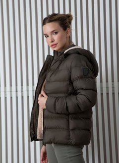 CAMPERA SELENA CON CORDERITO OJOROJO