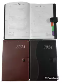 agenda 2024 con broche